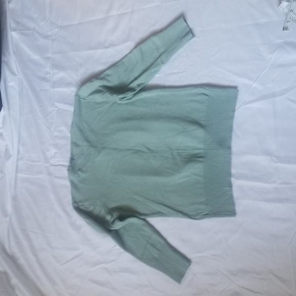 Women's Green Vintage Spider Web Cardigan size Small - Picture 2 of 10